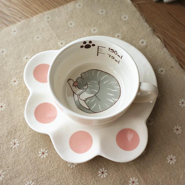 Ceramic Lazy Cat Teacup and Paw Shaped Saucer